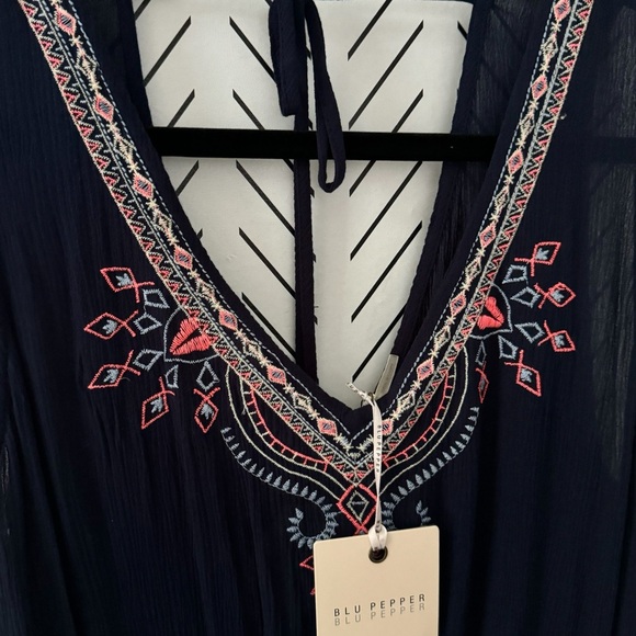 BLU PEPPER Embroidered Summer Tie Romper Sleeveless V Neck Navy Large - Picture 4 of 9